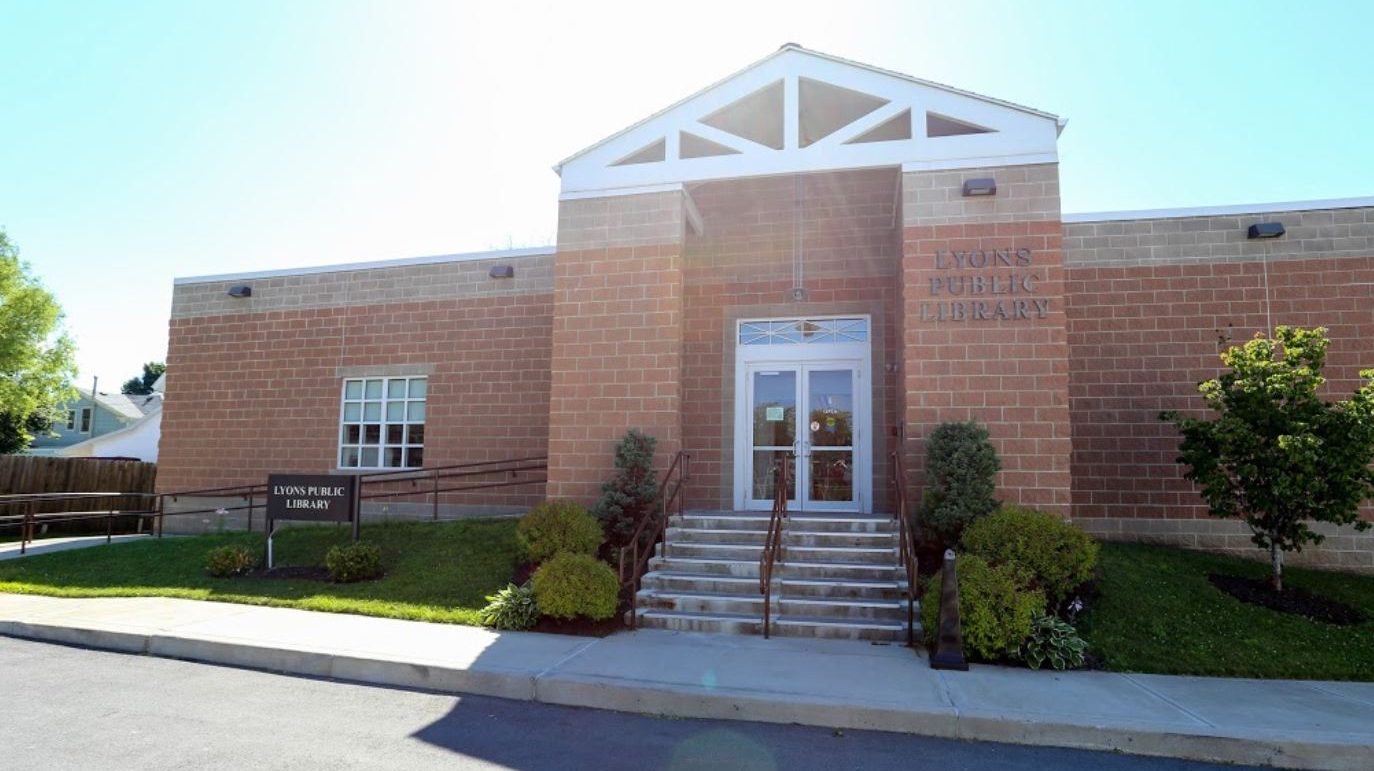 Lyons Public Library